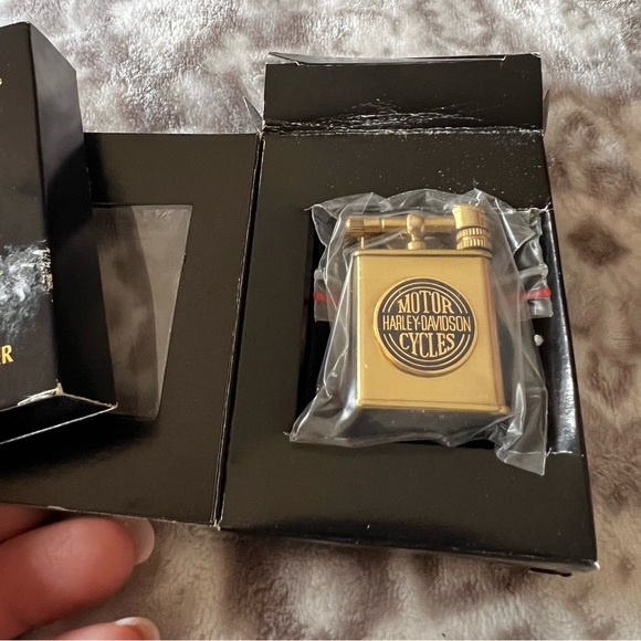 Harley Davidson Brass lighter - Picture 4 of 6